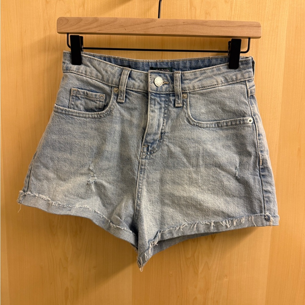 Light Wash Denim Women's Shorts - Casual High-Rise Cut - Curvy